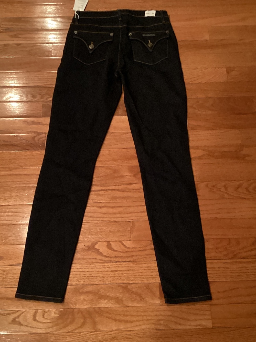 Hudson Jeans Black Skinny Jeans with Back Pocket Detail